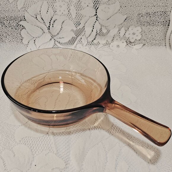 Pyrex Visions Amber Sauce Pan 6" CorningWare France kitchen .5 qt glassware - Picture 2 of 8